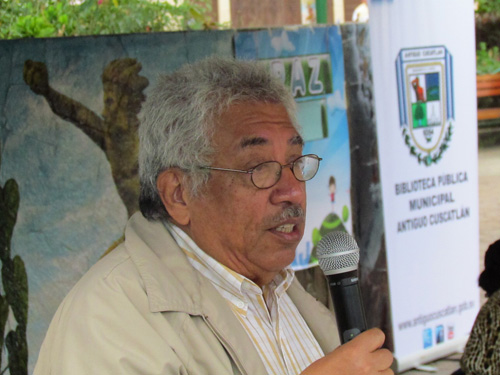 Manlio Argueta