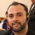 Mario Calderón.
