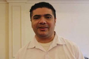 Giovanni Vásquez, coordinador del grupo de apoyo de sobrevivientes de la violencia.