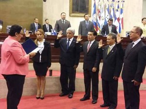 Magistraturas suplentes por nueve años.
