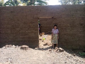 Así avanzaba la construcción de su casa, hace un par de meses.