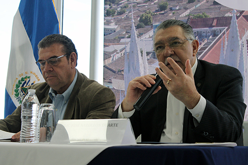 El anuncio oficial de la llegada de Air Transat.