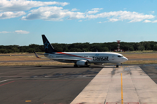 El primer vuelo charter semanal.
