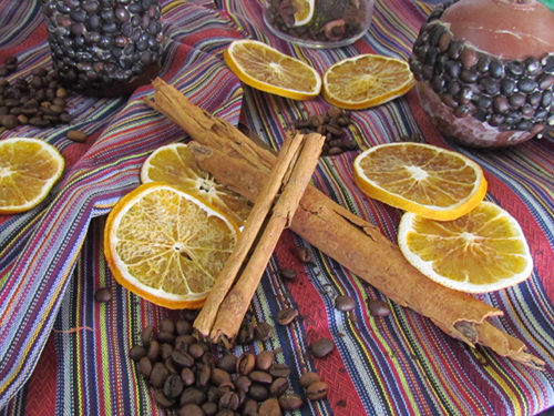 Aromáticos ambientales, incluyendo los de base de café.