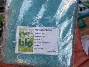 bioinsecticida que controla plagas de gusanos.