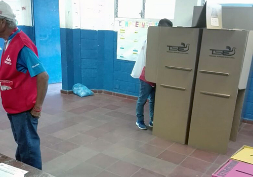 Iglesia Católica pide a la población ejercer su derecho al voto