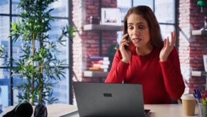 Llamadas falsas con IA: una nueva amenaza para las empresas