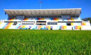 Avanza el trabajo de mejoramiento del estadio Jorge “El Mágico” González