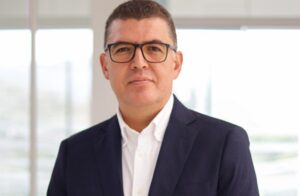 Andrés Fernando Ríos asume Presidencia Ejecutiva de DELSUR